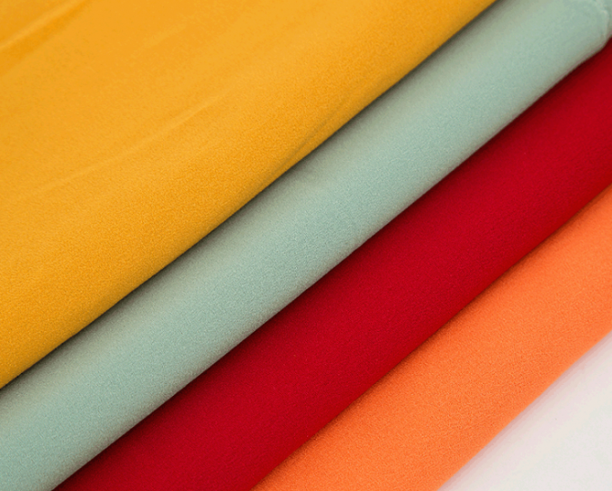 Kundenspezifisches Garn gefärbte Ausdehnungs-Polyester-Gewebe-Haut Gewebe Spandex-/4 Möglichkeit - freundlich